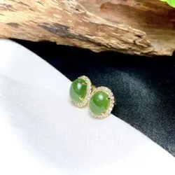 Khuyên tai ngọc bích Canada, vàng 18k Khuyên tai ngọc bích Canada, vàng 18k