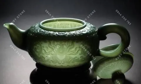 Những công dụng đặc biệt của Ngọc bích với cơ thể và cuộc sống con người