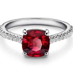 Nhẫn đá quý Ruby