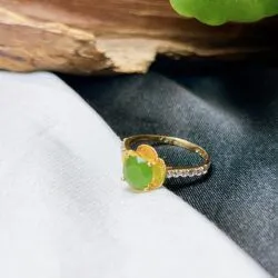 Nhẫn nữ ngọc bích Canada mài giác, vàng 18k - Hình ảnh 2