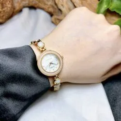 Đồng hồ nữ ngọc bích Hòa Điền (máy pin - quartz) - Ảnh 3