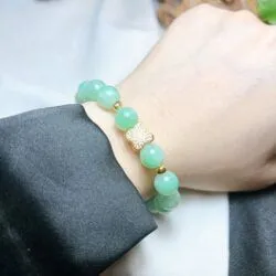 Vòng chuỗi ngọc Phỉ thuý xanh nhạt Myanmar
