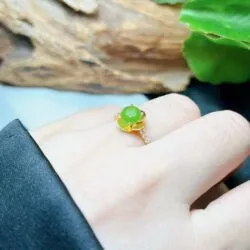 Nhẫn nữ ngọc bích Canada mài giác, vàng 18k - Hình ảnh 6