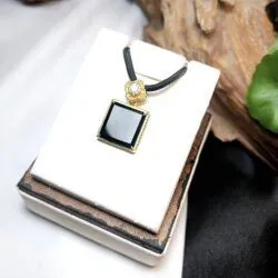 Mặt dây vô sự bài Ngọc phỉ thuý mực dục Myanmar - Hình ảnh 5