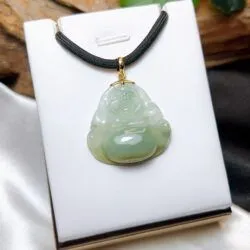 Phật Di Lặc ngọc Phỉ thúy Myanmar 3 màu - Ảnh 2