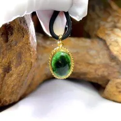 Mặt dây ngọc Phỉ thúy mực dục, vàng 18k - Hình ảnh 6