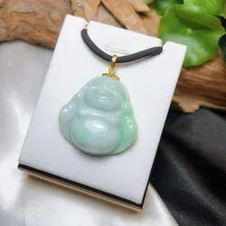 Phật Di Lặc ngọc cẩm thạch điểm xanh lý Phật Di Lặc ngọc cẩm thạch điểm xanh lý