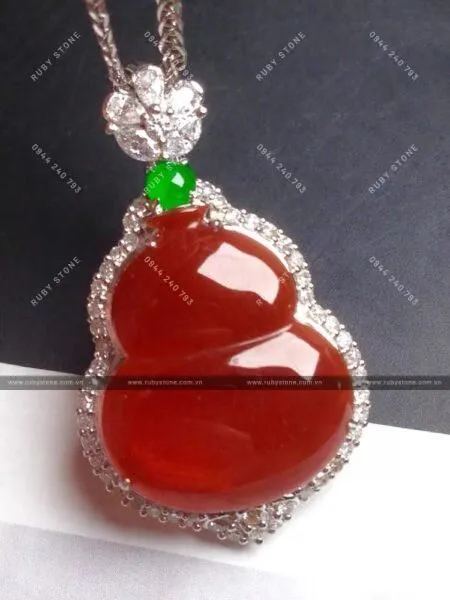 Sự hình thành và phân cấp màu sắc của Jadeite jade