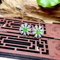 Khuyên tai ngọc Phỉ thúy xanh lục đế vương Myanmar, vàng 18k - Hình ảnh 6