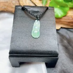 Mặt dây hạt đậu Ngọc cẩm thạch Miến Điện