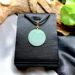 Mặt dây vô sự bài Ngọc cẩm thạch Miến Điện
