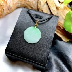 Mặt dây vô sự bài Ngọc cẩm thạch Miến Điện Mặt dây vô sự bài Ngọc cẩm thạch Miến Điện