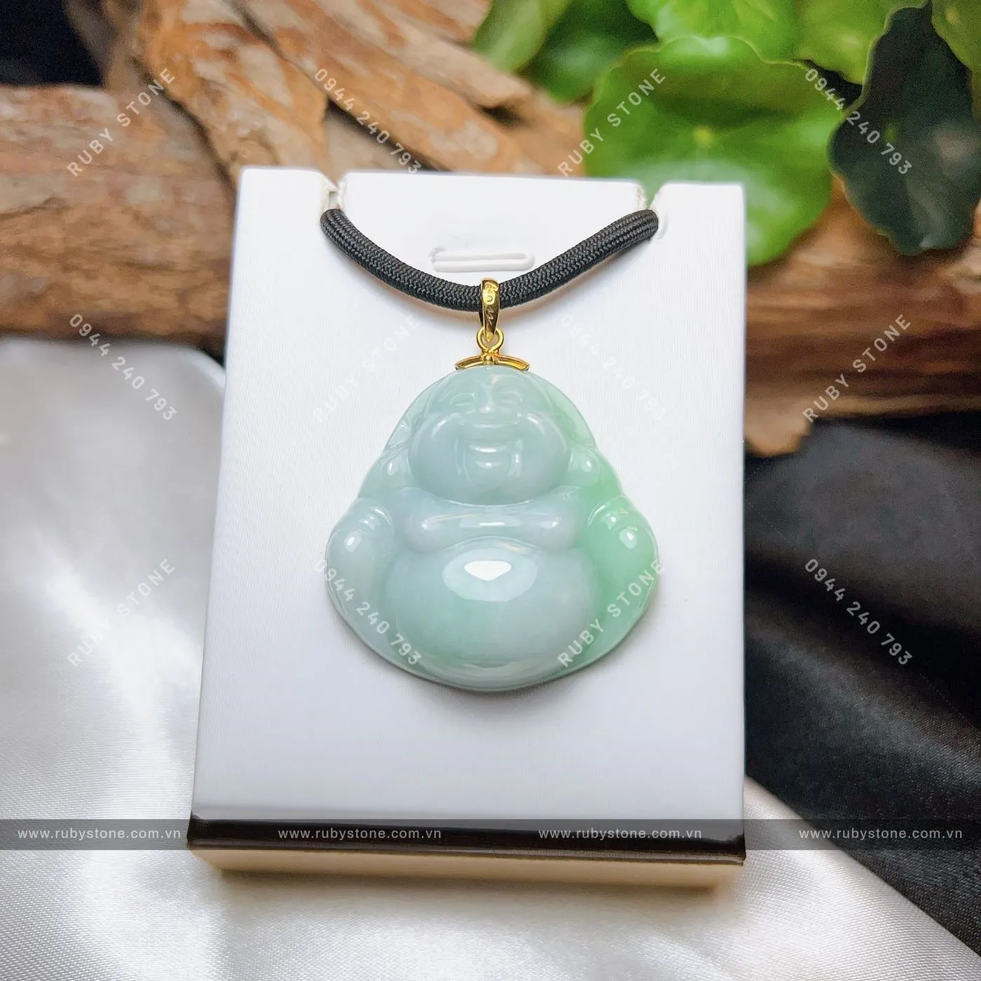 Phật Di Lặc ngọc cẩm thạch điểm xanh lý Phật Di Lặc ngọc cẩm thạch điểm xanh lý