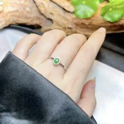 Nhẫn ngọc Phỉ thúy xanh lục Myanmar, vàng trắng 14k