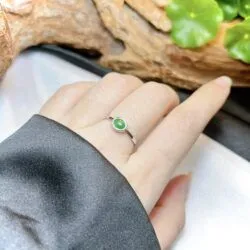 Nhẫn ngọc Phỉ thúy xanh lục Myanmar, vàng trắng 14k