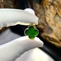 Mặt dây cỏ 4 lá ngọc Phỉ thúy mực dục Myanmar, vàng 18k