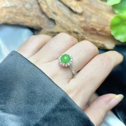 Nhẫn ngọc Phỉ thúy xanh lục đế vương, vàng 18k, kim cương thiên nhiên - Hình ảnh 5