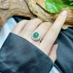 Nhẫn ngọc Phỉ thuý xanh lục, vàng trắng 14k - Ảnh 6