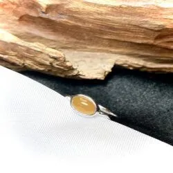 Nhẫn ngọc phỉ thúy hoàng phỉ Myanmar, vàng trắng 14k