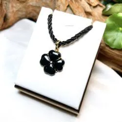 Mặt dây cỏ 4 lá ngọc Phỉ thúy mực dục Myanmar, vàng 18k - Hình ảnh 3