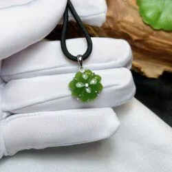 Mặt dây cỏ 4 lá Ngọc bích Canada, vàng 18k - Ảnh 5