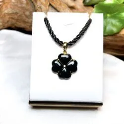 Mặt dây cỏ 4 lá ngọc Phỉ thúy mực dục Myanmar, vàng 18k - Hình ảnh 2