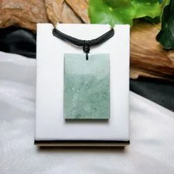 Mặt dây vô sự bài ngọc Cẩm thạch Myanmar, KT 40x28mm
