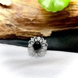 Nhẫn oval ngọc Phỉ thúy mực dục Myanmar, vàng trắng 14k - Hình ảnh 2