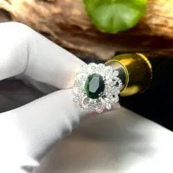 Nhẫn oval ngọc Phỉ thúy mực dục Myanmar, vàng trắng 14k - Hình ảnh 5