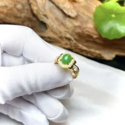 Nhẫn ngọc Phỉ thuý xanh lục Myanmar (ko bọc đáy), vàng 18k - Ảnh 5