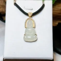 Phật quán thế âm bồ tát ngọc Phỉ thuý băng chủng Myanmar, vàng 18k