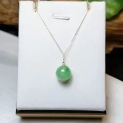 Mặt dây trái châu ngọc Phỉ thuý Myanmar, vàng 18k (bao gồm cả dây vàng)