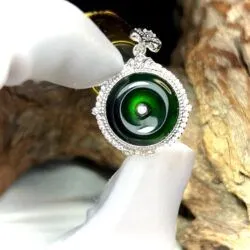Mặt dây đồng điếu ngọc Phỉ thuý mực dục Myanmar, vàng trắng 14k - Hình ảnh 2