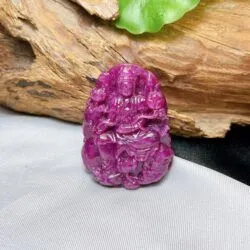 Phổ hiền bồ tát Ruby Nam Phi - Phật bản mệnh tuổi Thìn, Tỵ