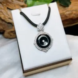 Mặt dây đồng điếu ngọc Phỉ thuý mực dục Myanmar, vàng trắng 14k - Hình ảnh 6