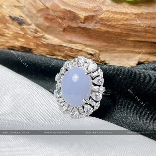 Nhẫn ngọc Phỉ thuý tím Myanmar, vàng trắng 14k