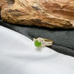 Nhẫn nữ ngọc bích Canada mài giác tròn, vàng 18k - Ảnh 4