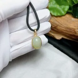 Mặt dây oval ngọc bích Nga, vàng 18k - Hình ảnh 6