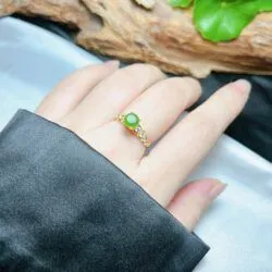 Nhẫn nữ mài giác tròn Ngọc bích Canada, vàng 18k