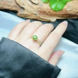 Nhẫn nữ mài giác tròn Ngọc bích Canada, vàng 18k