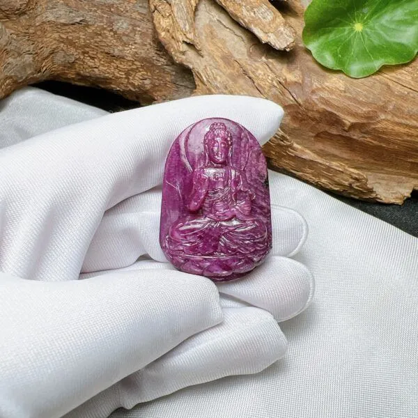 A Di Đà phật đá quý Ruby Nam Phi, chạm khắc tinh xảo
