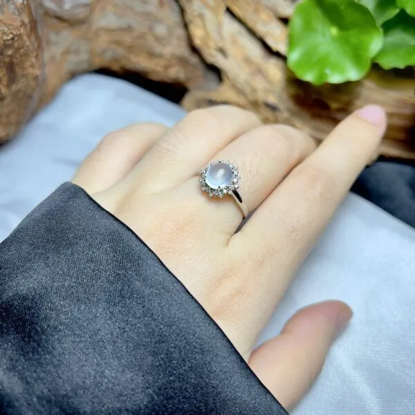Nhẫn ngọc Phỉ thuý băng chủng Myanmar, vàng 18k