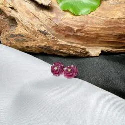 Khuyên tai hoa mẫu đơn đá quý Ruby Nam Phi, vàng 18k - Ảnh 2