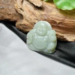 Phật Di Lặc ngọc bích Nga, chạm khắc thủ công tinh xảo - Ảnh 2