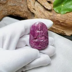 A Di Đà phật đá quý Ruby Nam Phi, chạm khắc tinh xảo - Ảnh 2