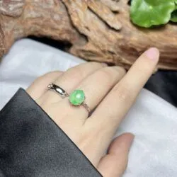 Nhẫn ngọc Phỉ thúy Miến Điện (Myanmar), vàng 18k