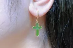 Khuyên tai thánh giá Ngọc bích Canada, vàng 18k - Hình ảnh 6
