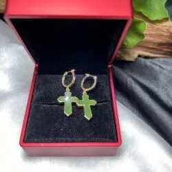 Khuyên tai thánh giá Ngọc bích Canada, vàng 18k - Hình ảnh 3