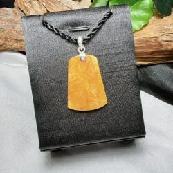 Mặt dây vô sự bài ngọc Phỉ thuý hoàng phỉ, vàng 18k - Ảnh 5
