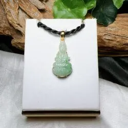 Quán thế âm bồ tát ngọc Cẩm thạch Myanmar, vàng 18k